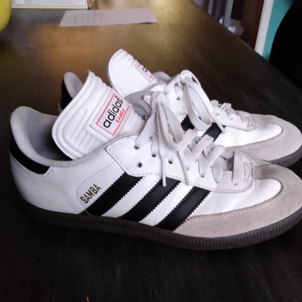 Adidas Sambas